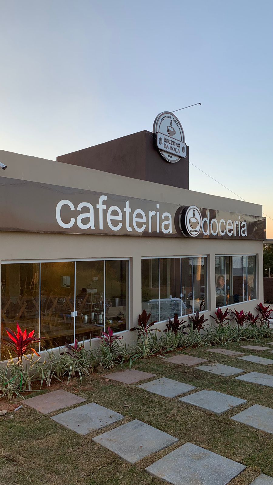 CAFETERIA E DOCERIA RECEITAS DA ROÇA