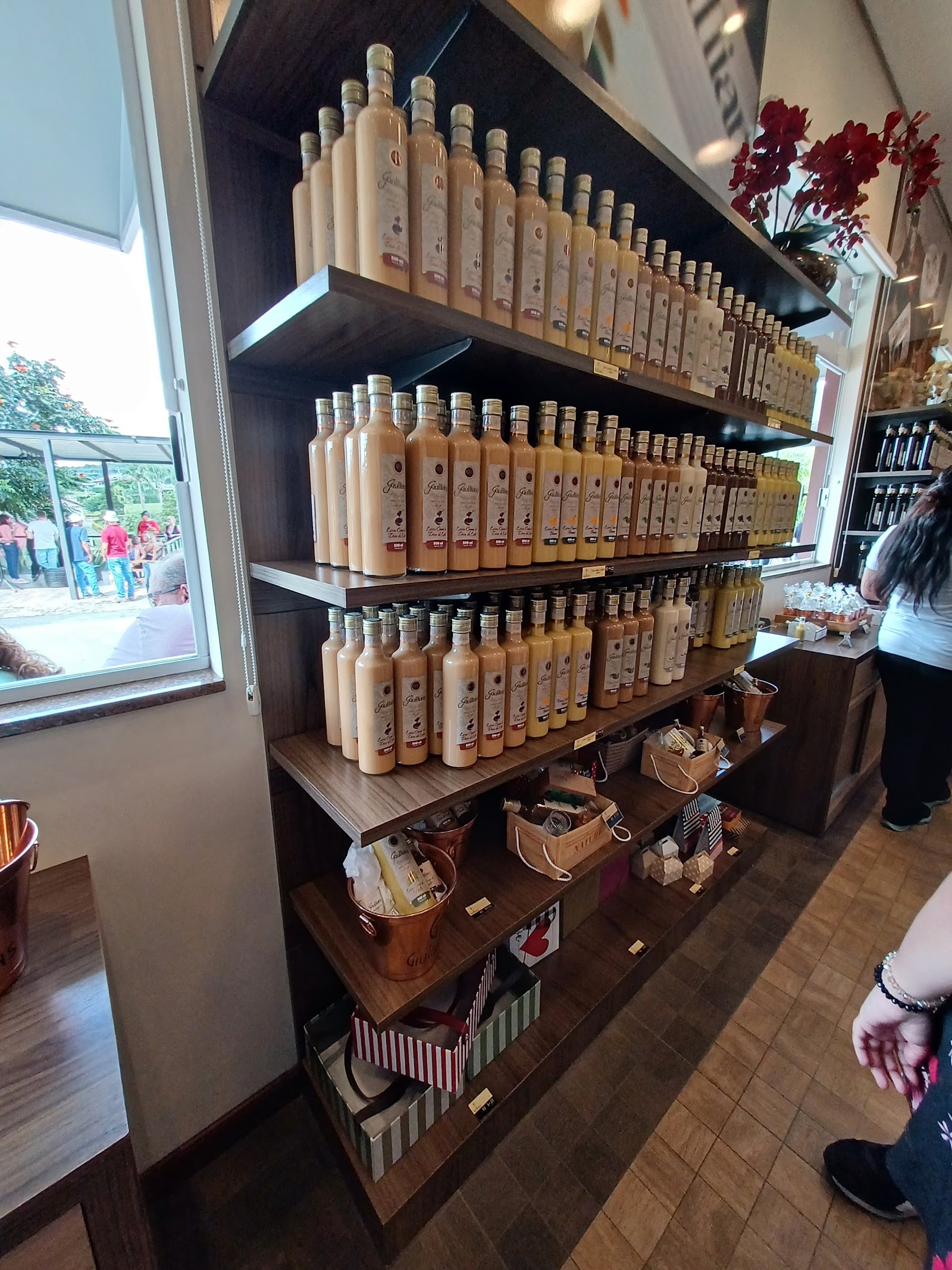 Giullians Indústria e Comércio de Bebida